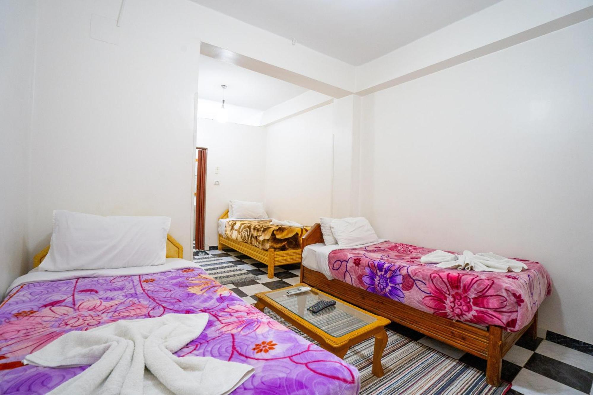 Venus Hotel Luxor 日本人 大歓迎 Ngoại thất bức ảnh