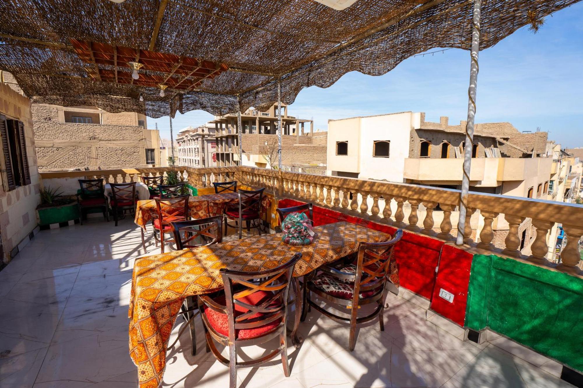 Venus Hotel Luxor 日本人 大歓迎 Ngoại thất bức ảnh