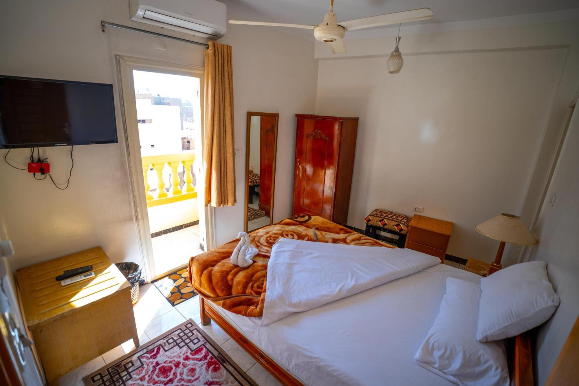 Venus Hotel Luxor 日本人 大歓迎 Ngoại thất bức ảnh