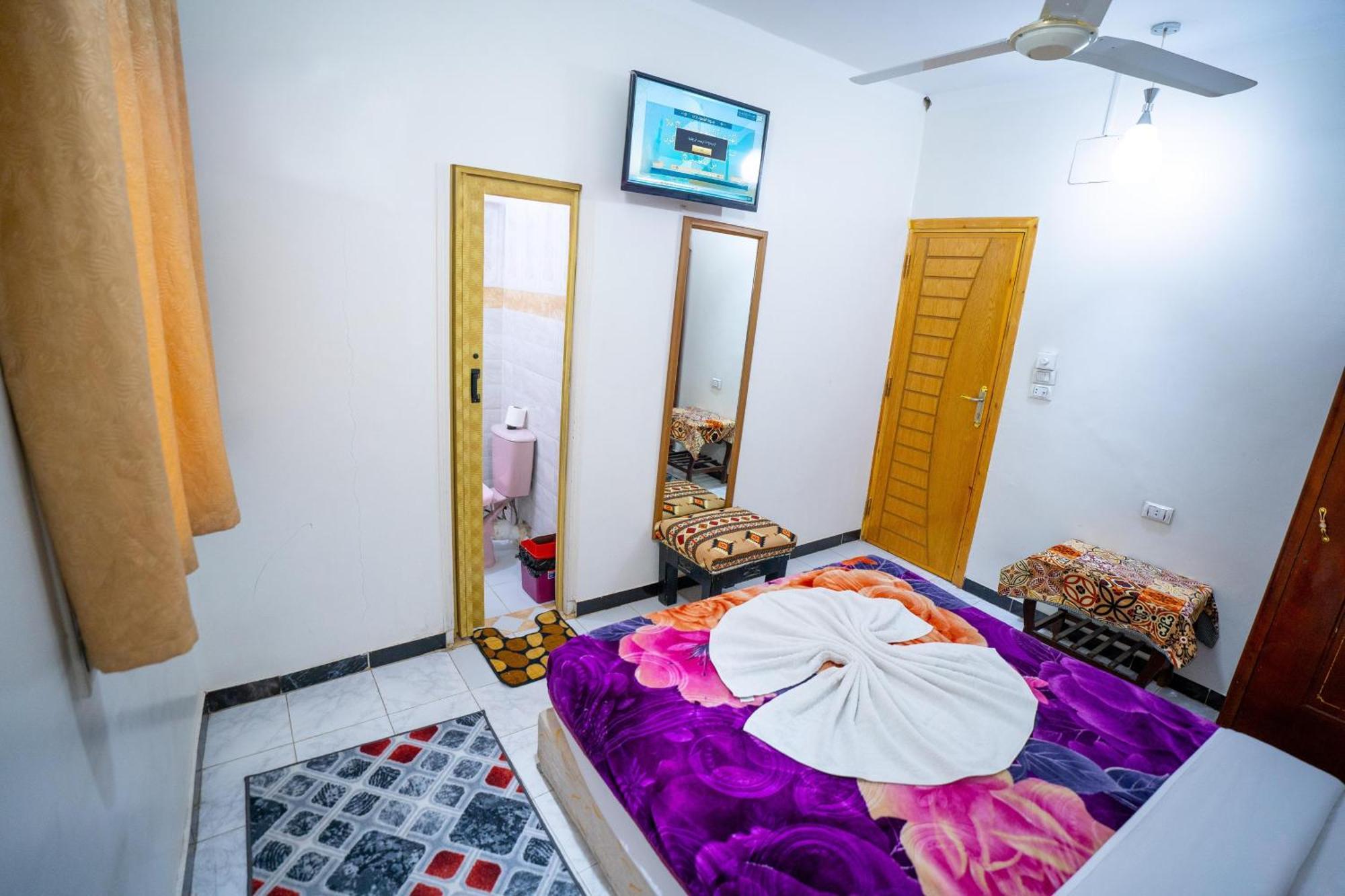 Venus Hotel Luxor 日本人 大歓迎 Ngoại thất bức ảnh